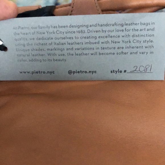 Pietro Satchel Hand made bag Made in NY since 1982. Color: Camel 💯 leather - Picture 7 of 7